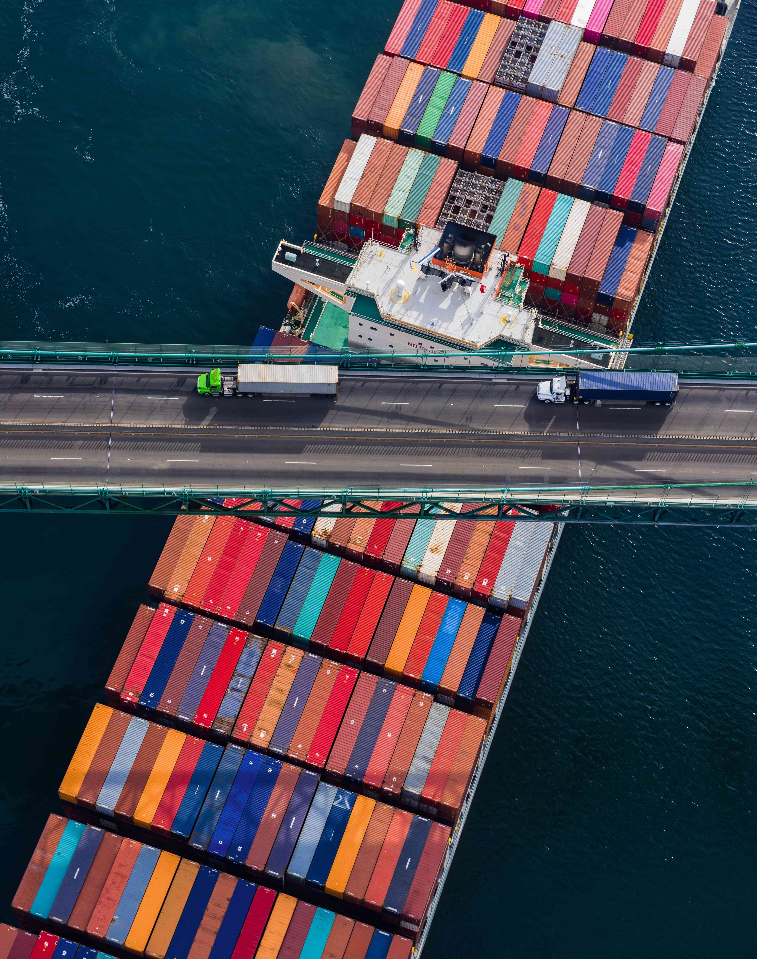 Cách Trung Quốc giữ vị thế dẫn đầu logistics toàn cầu